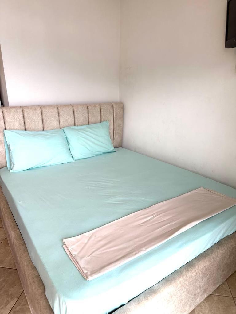 Rooms With View Himare Kamer foto