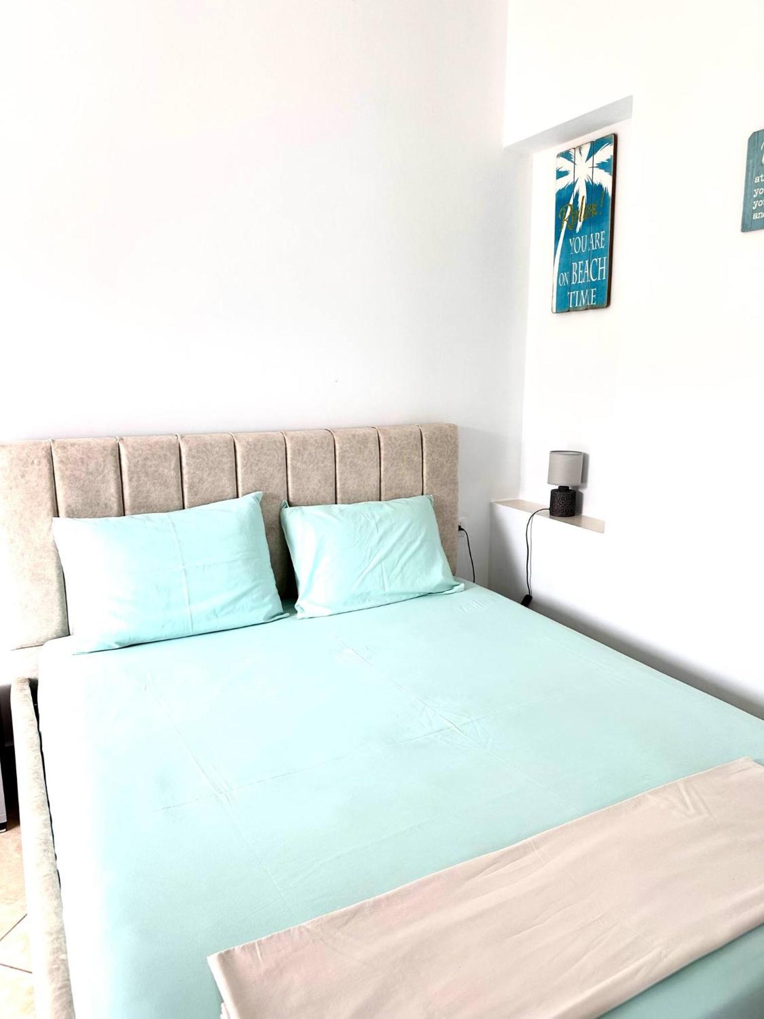 Rooms With View Himare Kamer foto