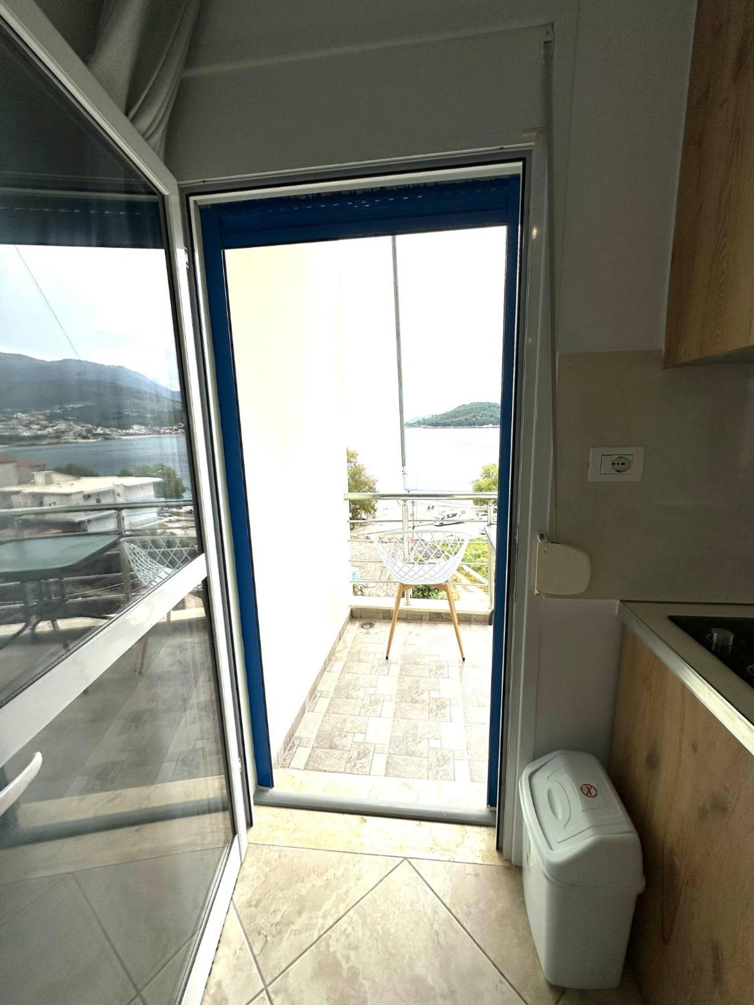 Rooms With View Himare Kamer foto